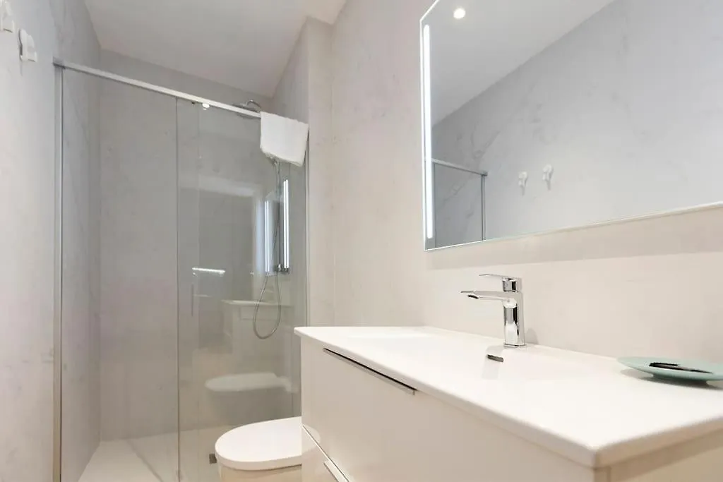 Alde-Zahar. Basquenjoy Apartment Hondarribia