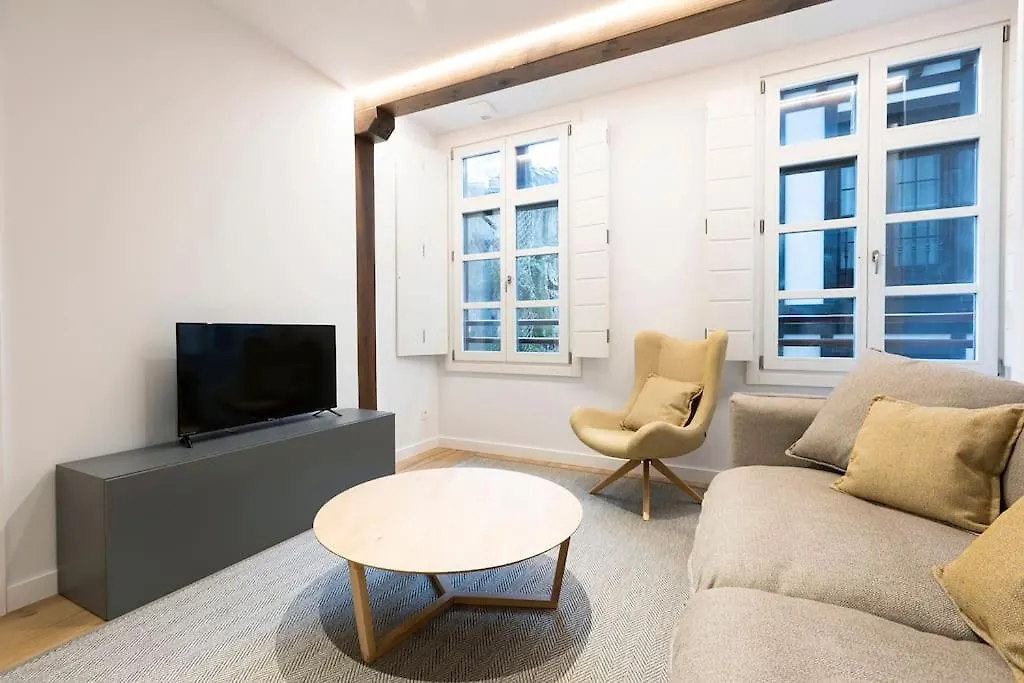Alde-Zahar. Basquenjoy Apartment Hondarribia Spain