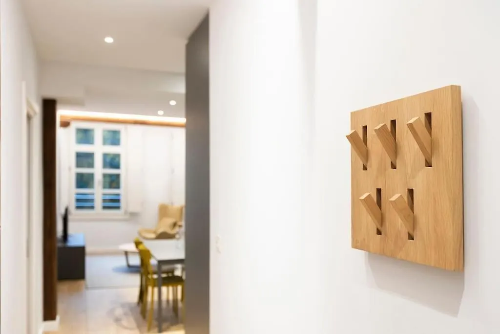 Alde-Zahar. Basquenjoy Apartment Hondarribia