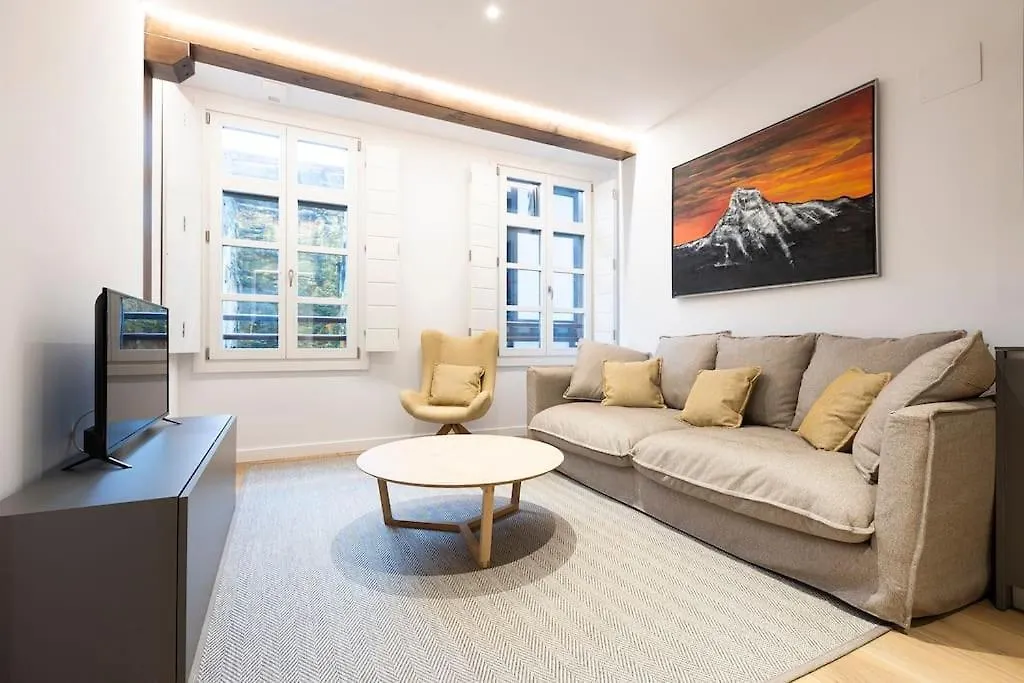 Alde-Zahar. Basquenjoy Apartment Hondarribia Spain